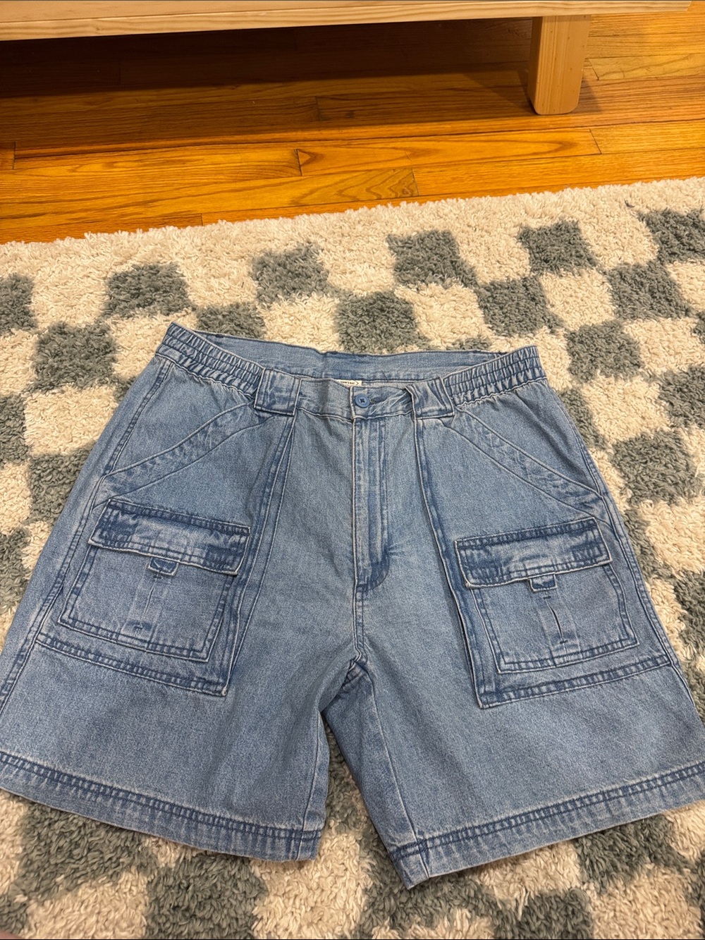 St. john’s Denim Cargo Shorts with Utility Pockets - Light Blue